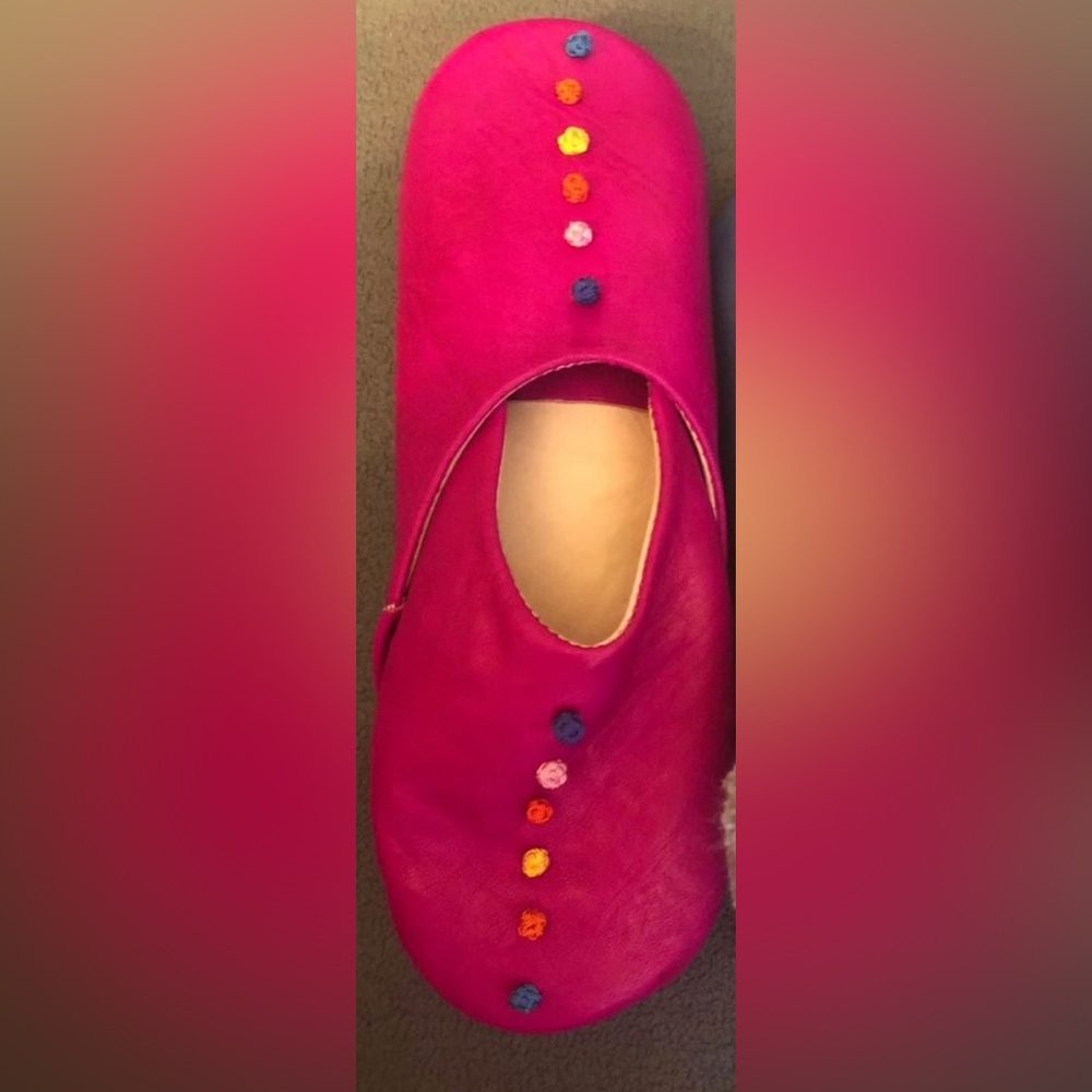 Mashi Moosh Genuine Leather Slippers - pink pompom size 7
